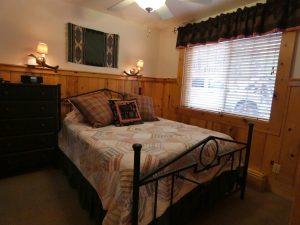 Cabin D interior0002