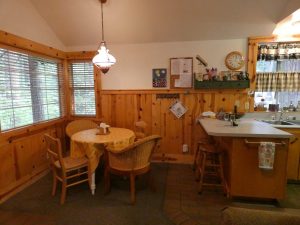 Cabin D interior0004